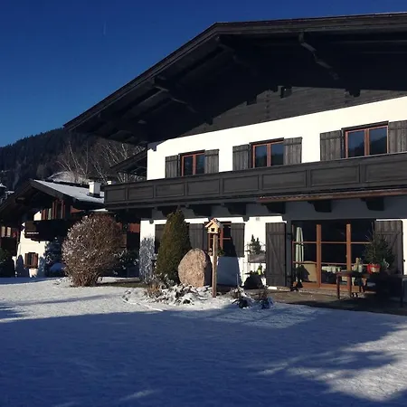 Gasteiger Pensionat 3*